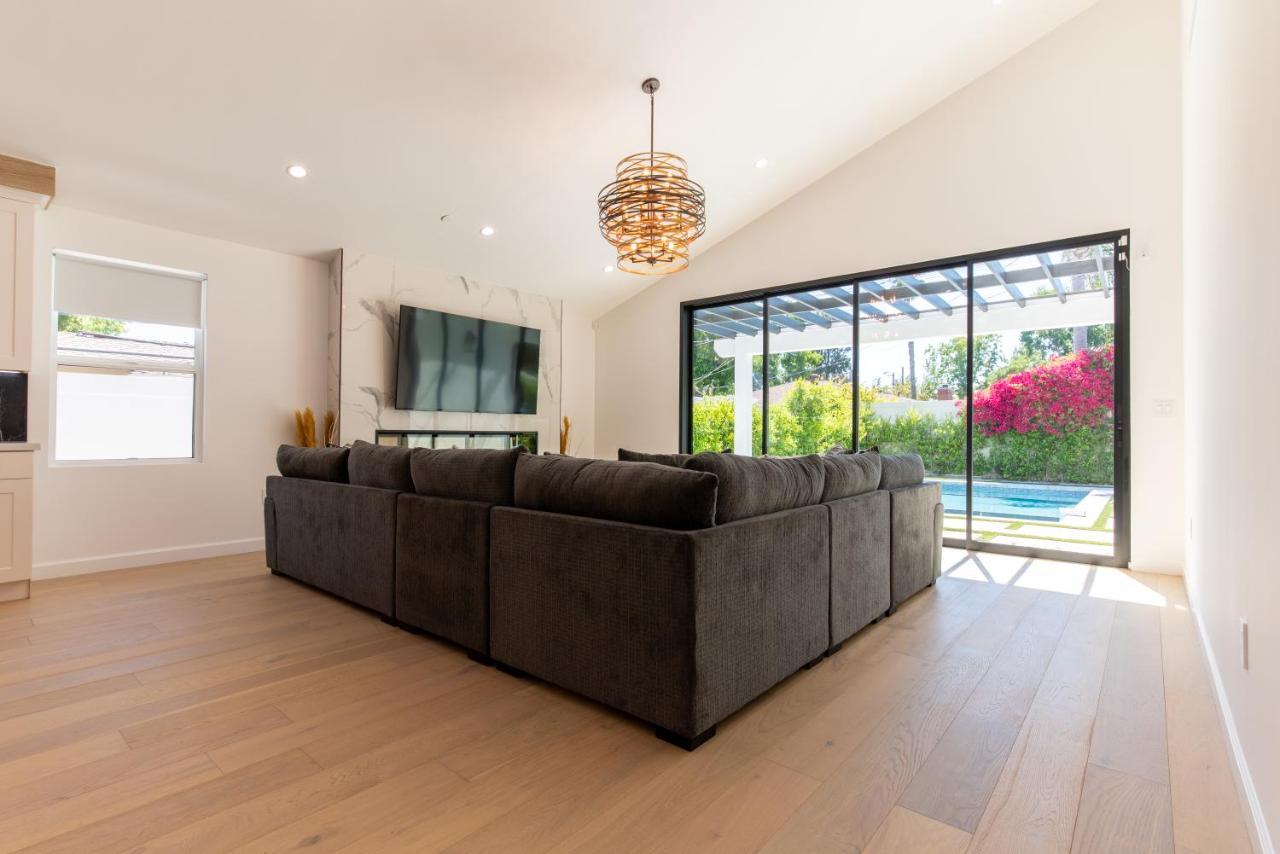 Villa Universal Stellar With Pool And Jacuzzi *